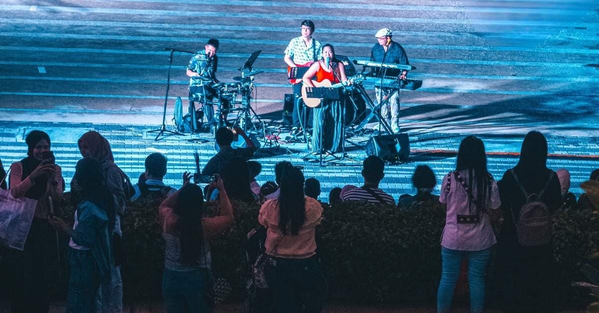 ​Live Music Performance at Sentosa Sensoryscape