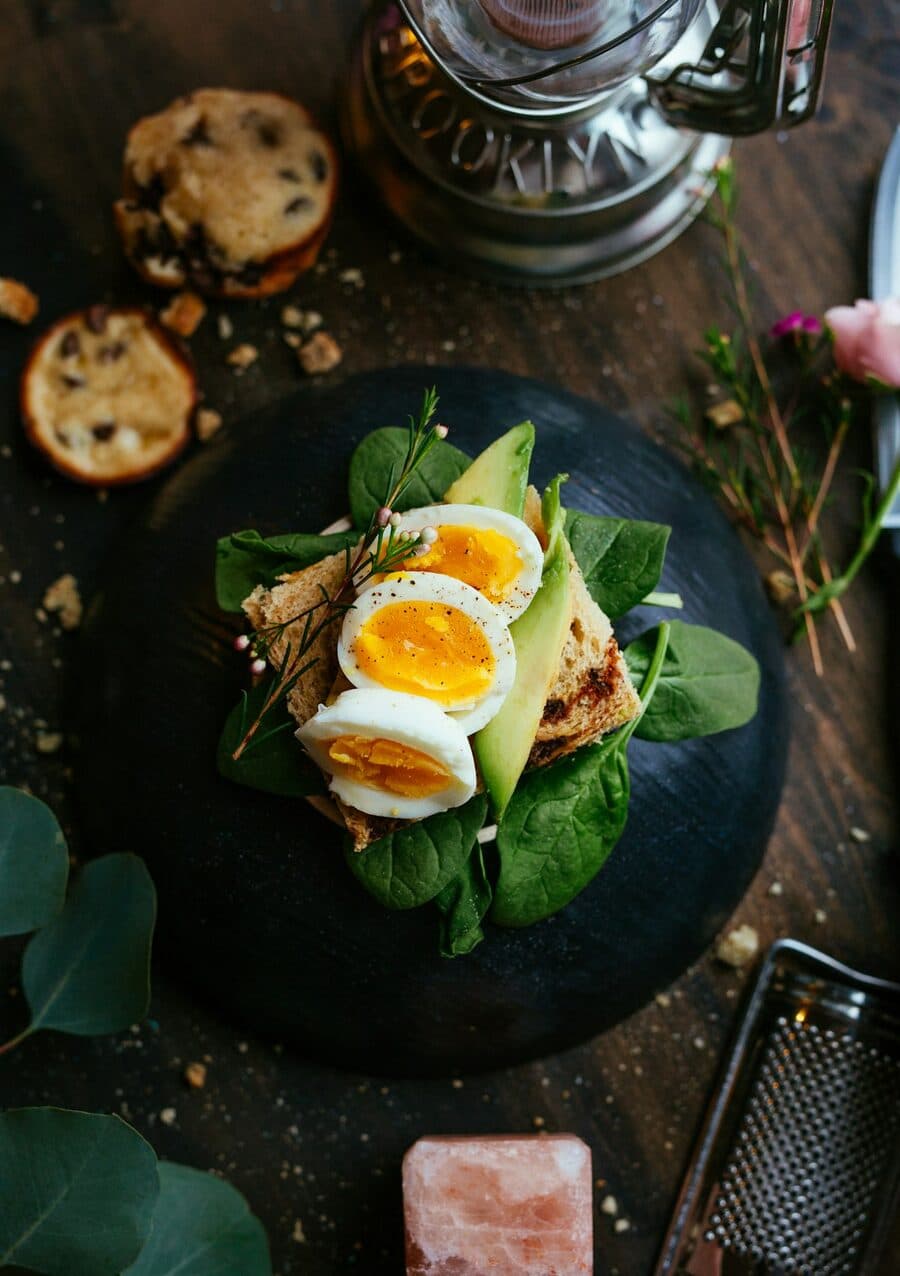 Brunch food on a cafe table